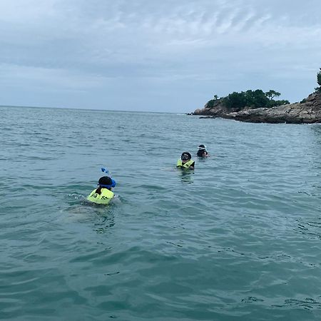 ลุงดำฮัทบีช Hotel Koh Samet Eksteriør billede