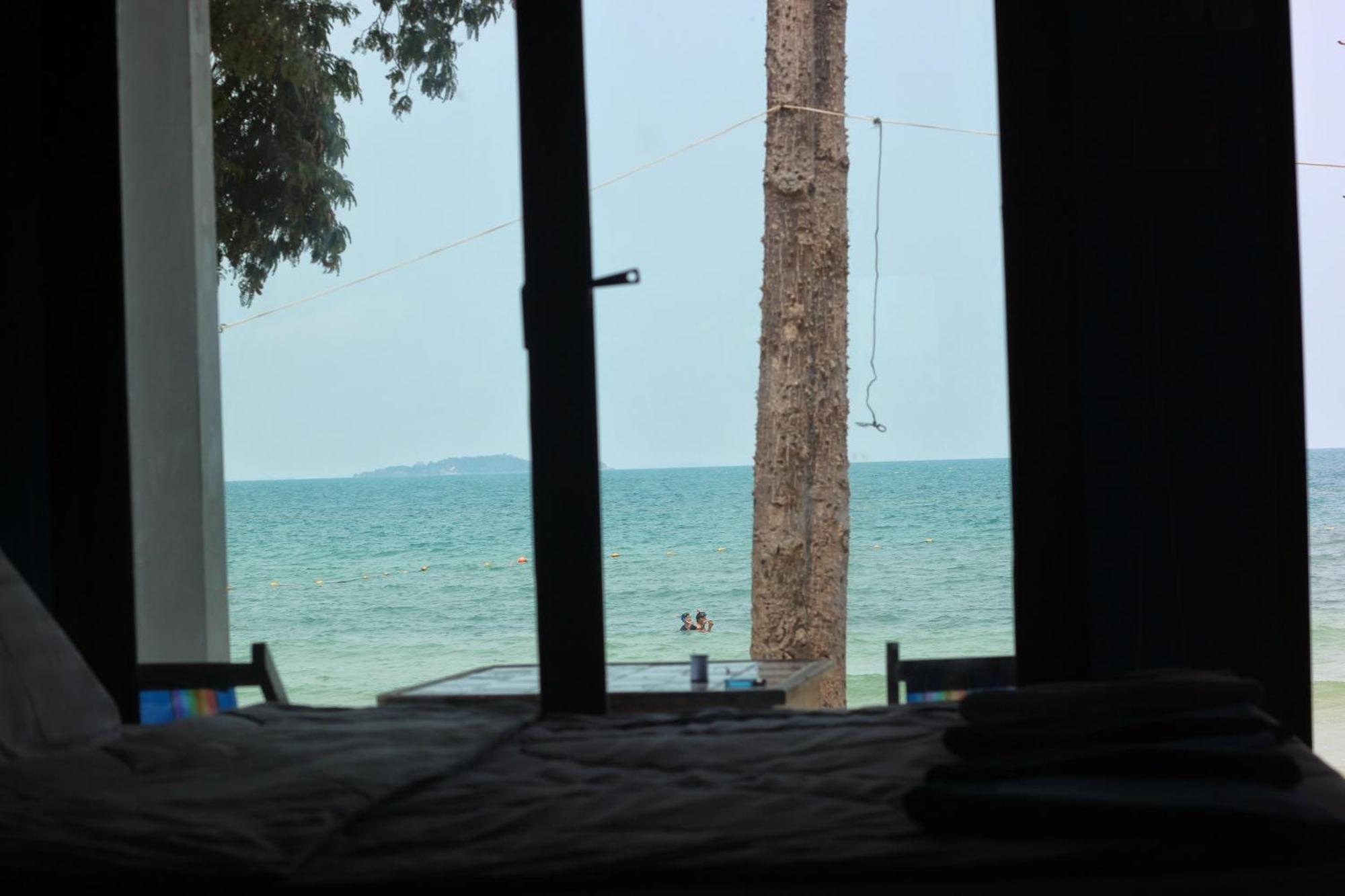 ลุงดำฮัทบีช Hotel Koh Samet Værelse billede