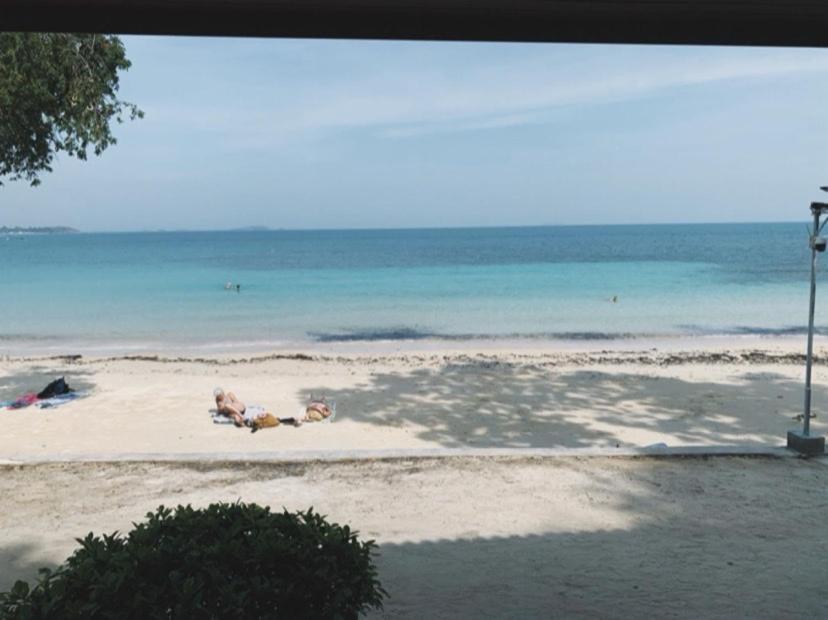 ลุงดำฮัทบีช Hotel Koh Samet Eksteriør billede