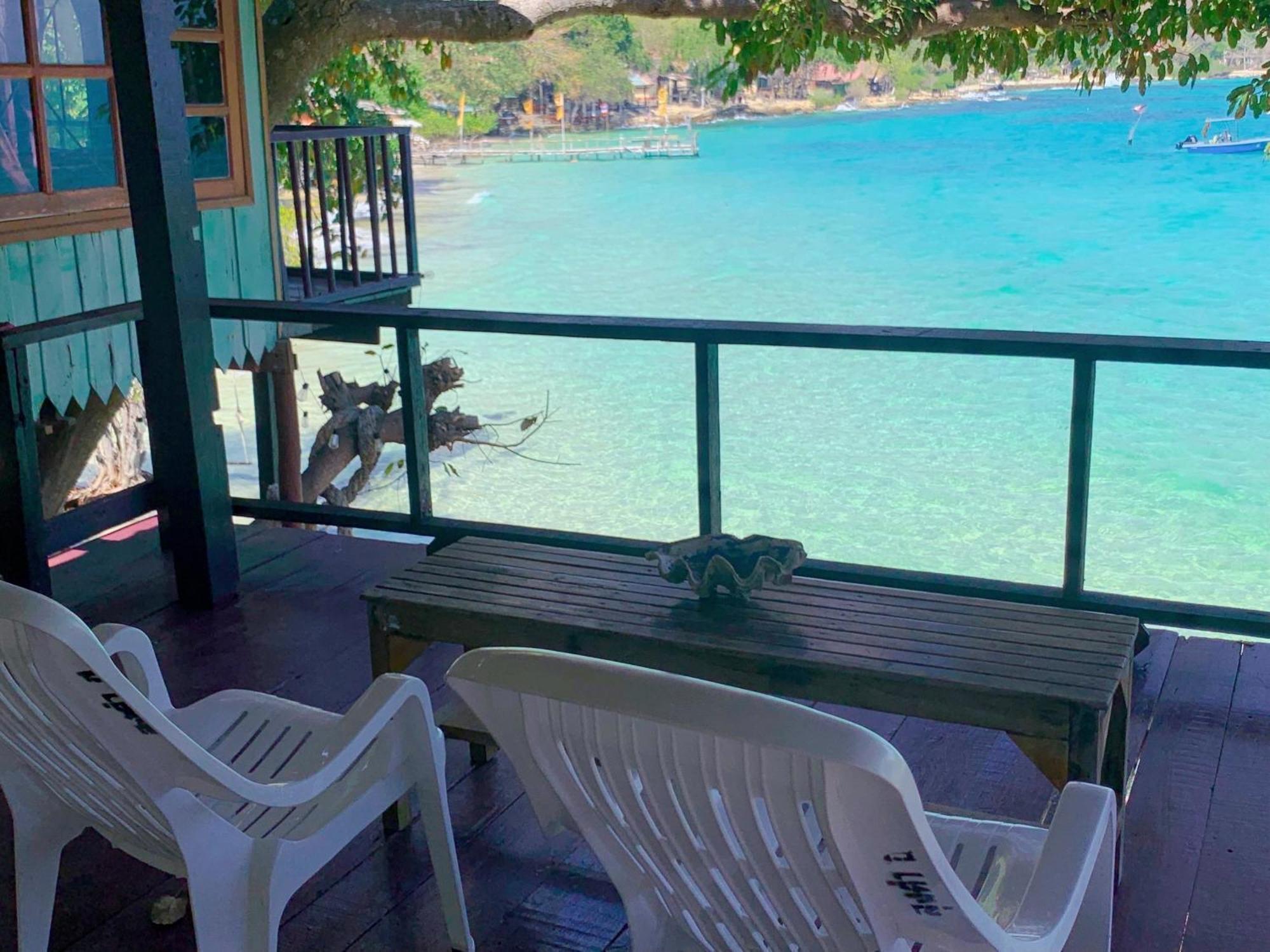 ลุงดำฮัทบีช Hotel Koh Samet Eksteriør billede