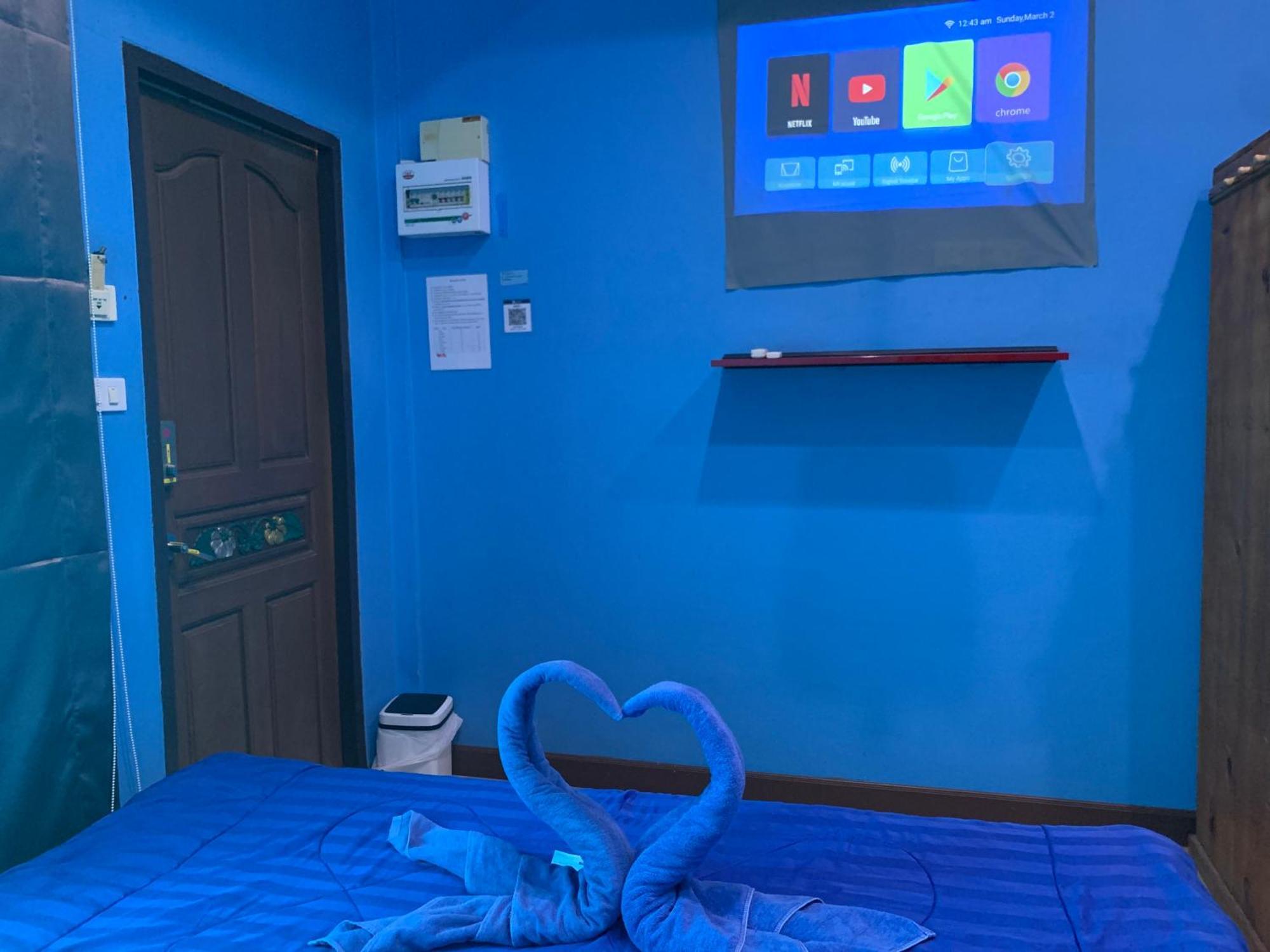 ลุงดำฮัทบีช Hotel Koh Samet Eksteriør billede